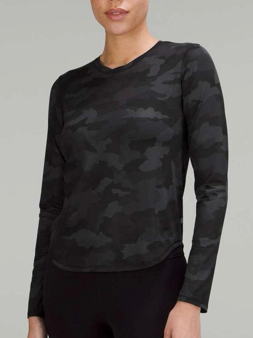 2 set lululemon shirts